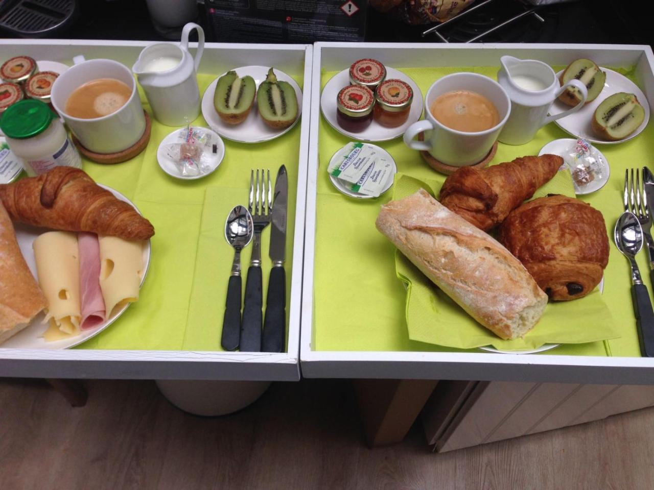 Be And Be Sablon Bed & Breakfast Brussel Eksteriør bilde